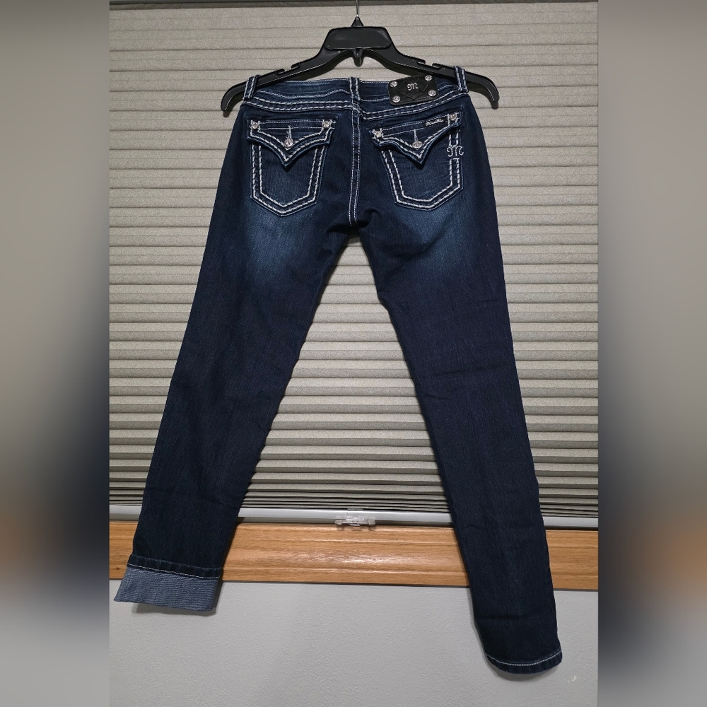 Miss ME JEAN - Picture 2 of 3